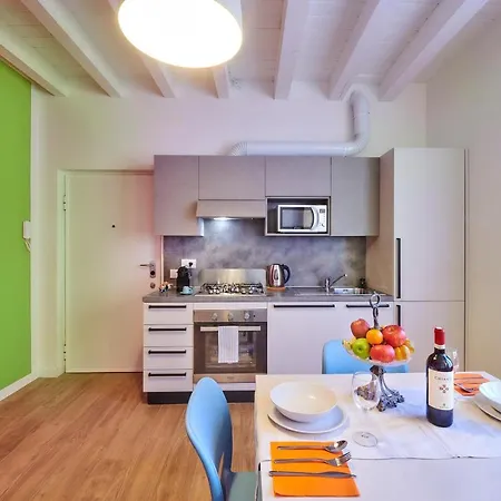 Liberty * Лекко