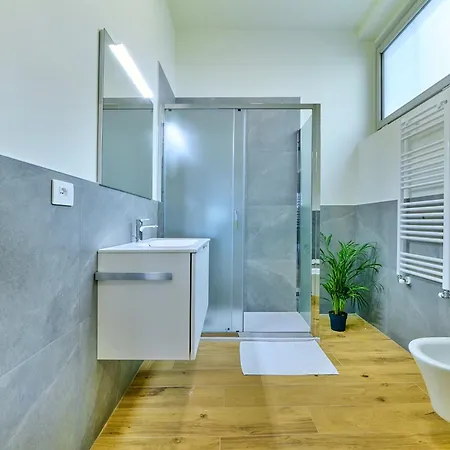 Liberty Apartamento Lecco